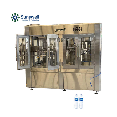 Funcionamento estável Máquina de enchimento e tampa de garrafas pequenas Linha de água mineral para produção de água em garrafas